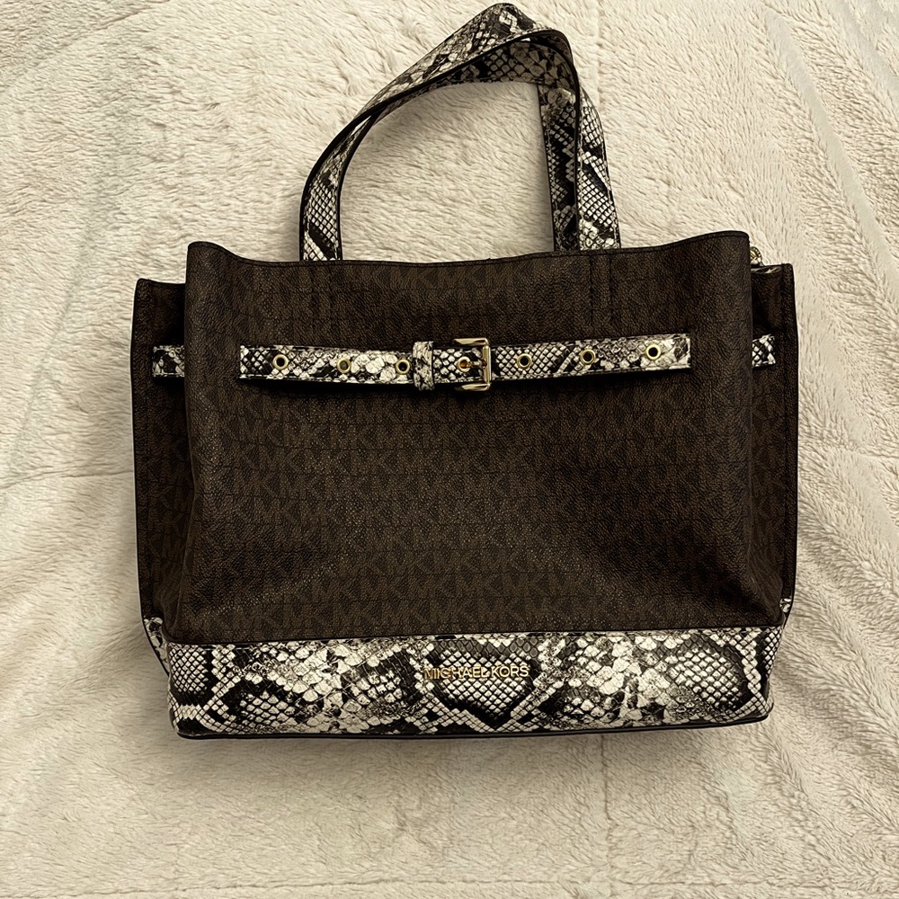 Michael Kors bag. Snake Skin. Very good condition.